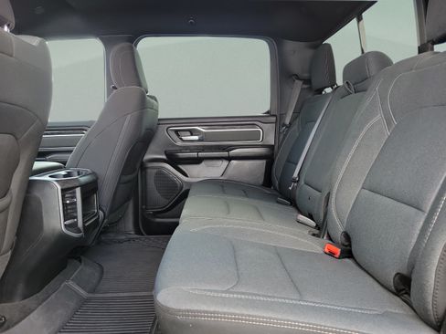 Used 2022 RAM 1500 Big Horn AWD/4WD image 8