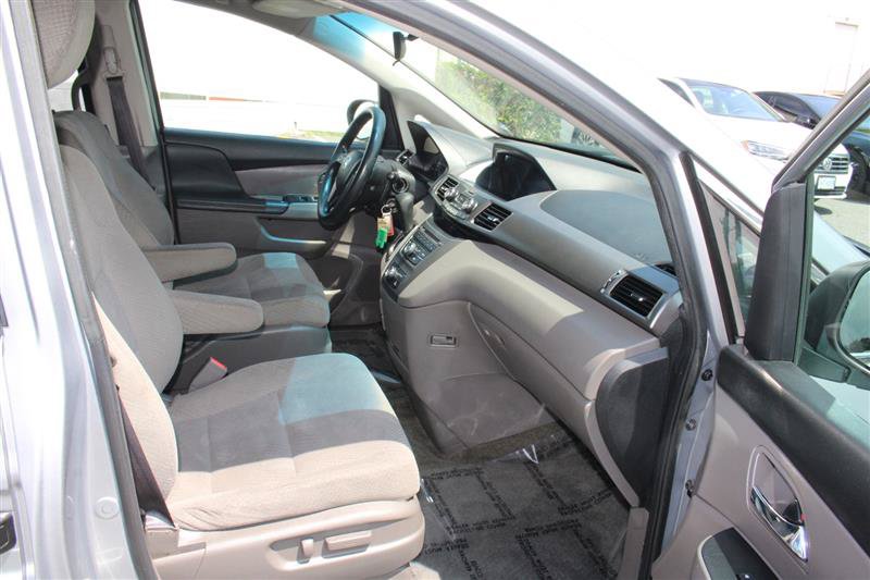 Used 2016 Honda Odyssey LX image 9