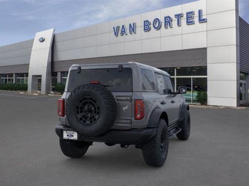 New 2026 Ford Bronco Badlands AWD/4WD image 8