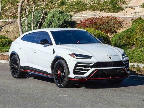 Used 2021 Lamborghini Urus image 8