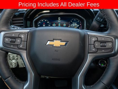 Used 2026 Chevrolet Silverado 2500 LTZ w/ LTZ Convenience Package AWD/4WD image 18
