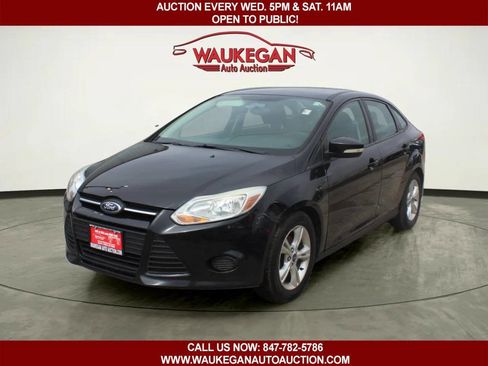 Used 2014 Ford Focus SE w/ SE Winter Package image 1