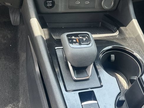 Used 2025 Nissan Rogue SV AWD/4WD image 27