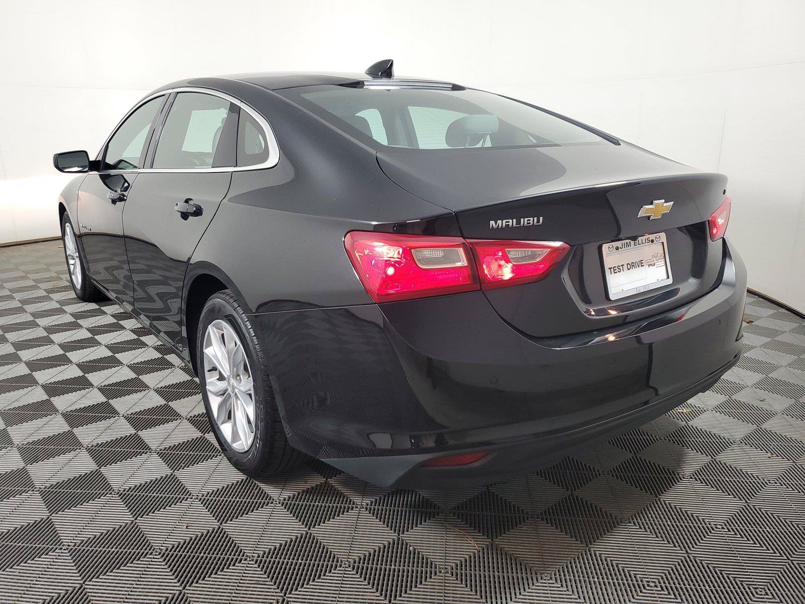 Used 2025 Chevrolet Malibu LT FWD image 6
