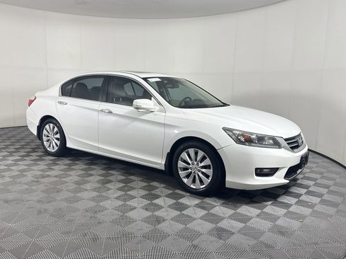 Used 2015 Honda Accord EX-L image 8