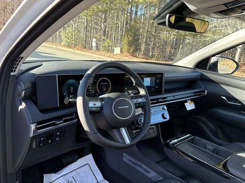 New 2025 Hyundai Tucson SEL image 11