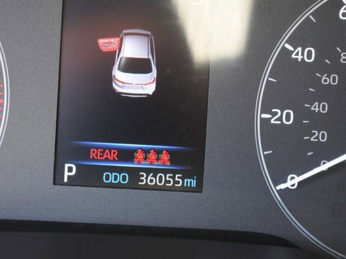 Certified 2024 Toyota Corolla LE image 32