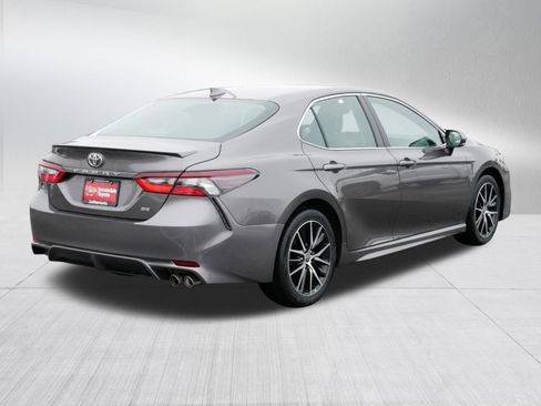 Certified 2023 Toyota Camry SE w/ Convenience Package image 7