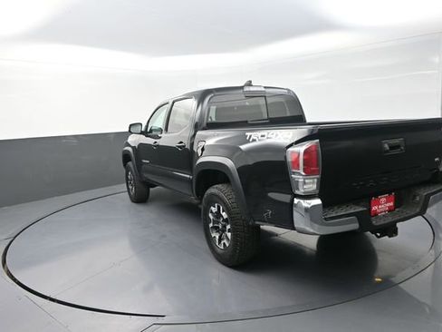 Used 2021 Toyota Tacoma TRD Off-Road AWD/4WD image 56