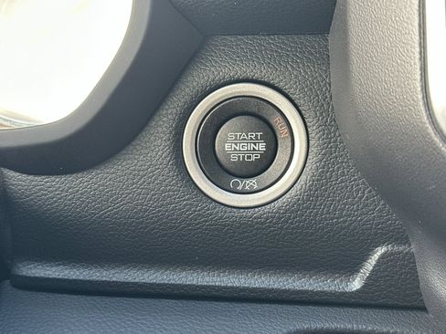 Used 2024 RAM 2500 Big Horn w/ Bed Utility Group image 21