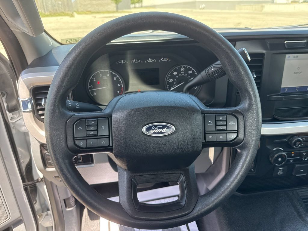 Used 2024 Ford F250 XL w/ XL Chrome Package AWD/4WD image 18