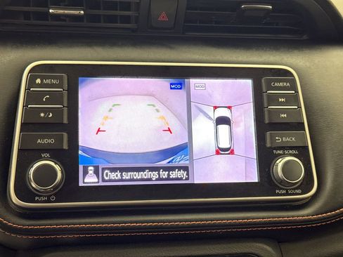 Used 2018 Nissan Kicks SR FWD image 22