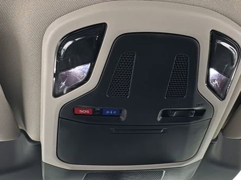 Certified 2025 Subaru Outback Premium image 34