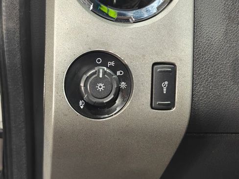 Used 2012 Ford F350 Lariat image 41