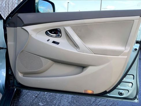 Used 2008 Toyota Camry LE image 22