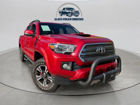 Used 2016 Toyota Tacoma TRD Sport w/ Towing Package image 8