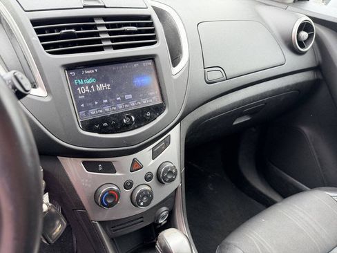 Used 2015 Chevrolet Trax LT w/ LT Plus Package FWD image 12