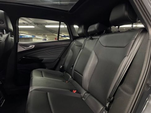 Certified 2023 Volkswagen ID.4 Pro S AWD/4WD image 21
