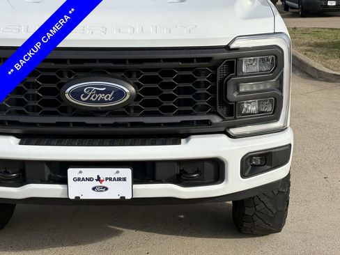 Used 2023 Ford F250 Lariat w/ Tremor Off-Road Package image 10