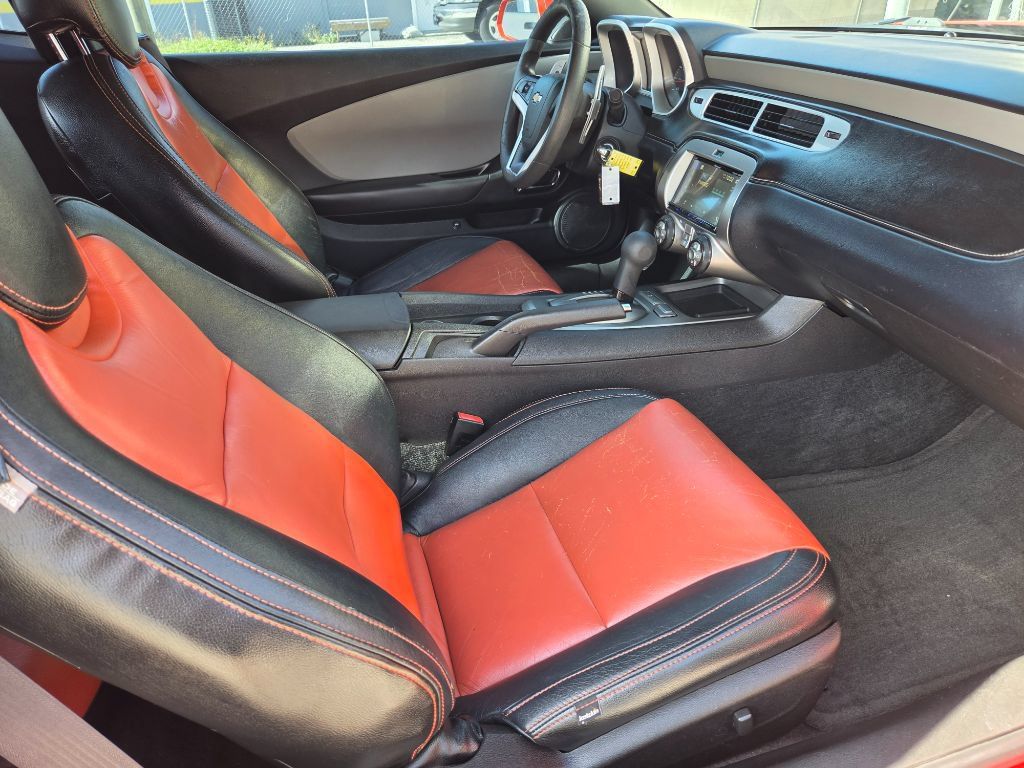 Used 2013 Chevrolet Camaro LS RWD image 25