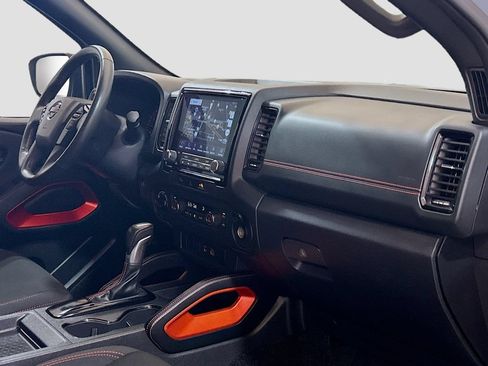 Used 2024 Nissan Frontier PRO-4X w/ Off-Road Protection Package AWD/4WD image 24