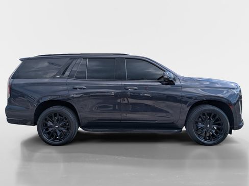 Used 2022 Cadillac Escalade Sport w/ Heavy-Duty Trailer Package AWD/4WD image 3