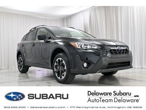 Used 2023 Subaru Crosstrek 2.0i Premium image 1