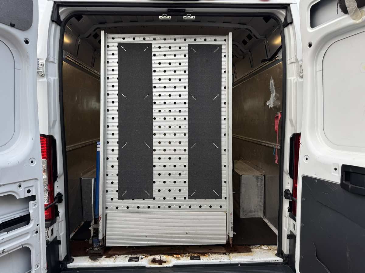 Used 2018 RAM ProMaster 3500 w/ Mopar Trailer Tow Group FWD image 35