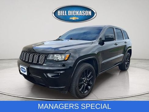 Used 2020 Jeep Grand Cherokee Altitude AWD/4WD image 3