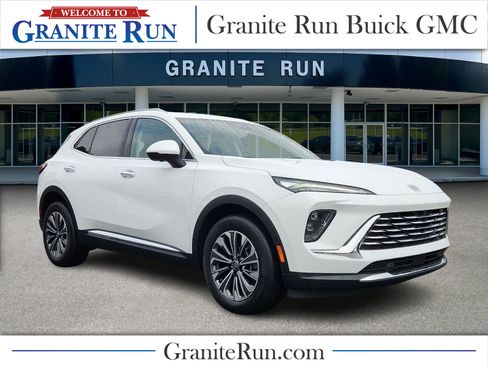 Used 2026 Buick Envision Preferred AWD/4WD image 1