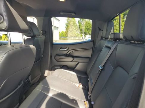 Used 2024 GMC Canyon Elevation w/ Elevation Premium Package RWD image 10
