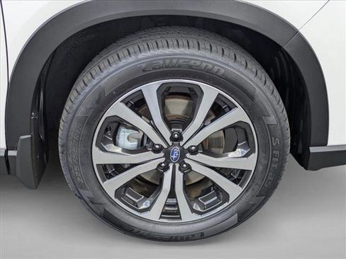 Used 2023 Subaru Forester Limited AWD/4WD image 23