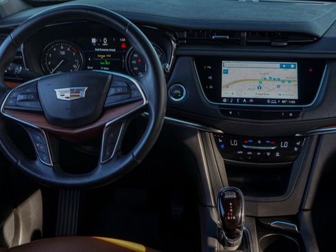 Used 2023 Cadillac XT5 Premium Luxury w/ Technology Package image 28