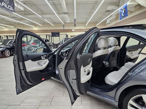 Used 2017 Mercedes-Benz C 300 Sedan w/ Premium 1 Package image 15
