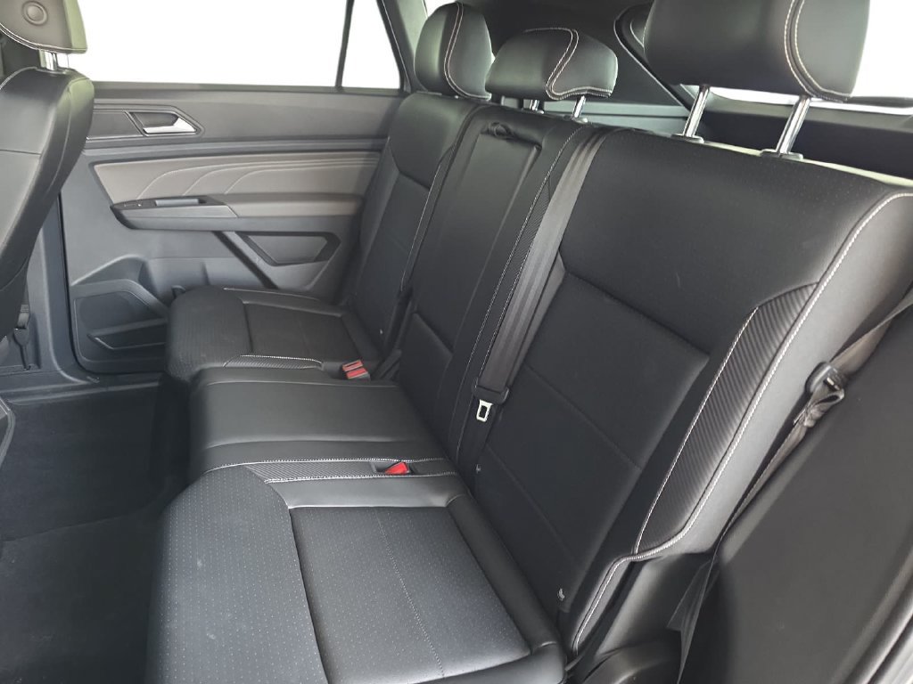 Used 2023 Volkswagen Atlas Cross Sport SE FWD image 12