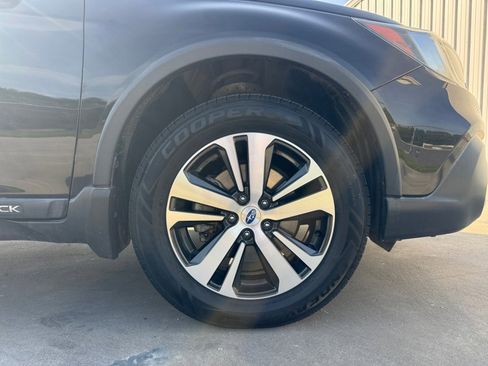 Used 2019 Subaru Outback 3.6R Limited w/ Protection Package #1 AWD/4WD image 29