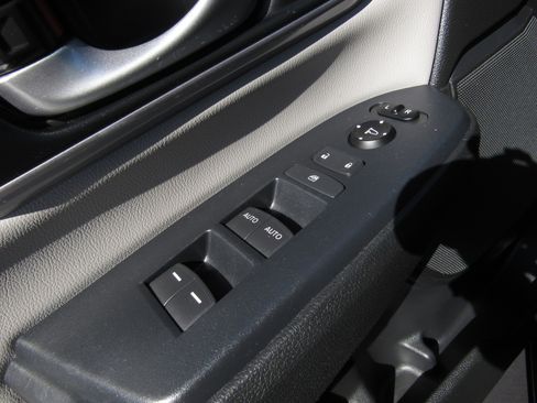 Used 2017 Honda CR-V EX-L image 24