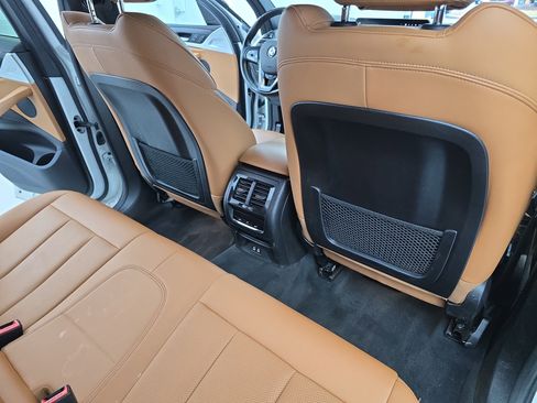 Used 2022 BMW X4 xDrive30i w/ Parking Assistance Package image 11