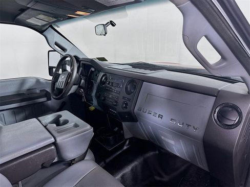 Used 2015 Ford F350 XL image 29