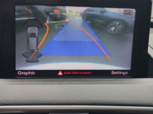 Used 2016 Audi Q3 2.0T Prestige w/ Prestige Package image 21