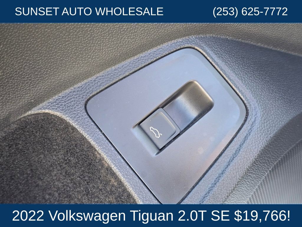 Used 2022 Volkswagen Tiguan SE AWD/4WD image 30