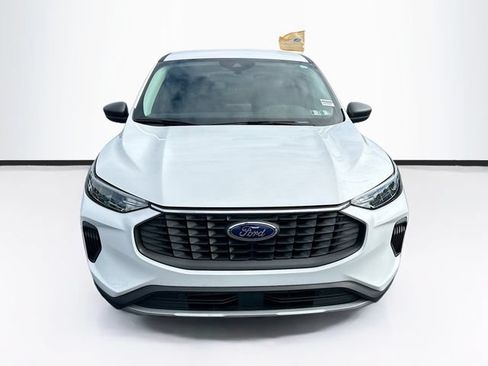 Certified 2024 Ford Escape Active AWD/4WD image 2