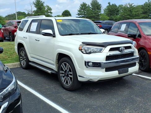Used 2017 Toyota 4Runner Limited AWD/4WD image 8