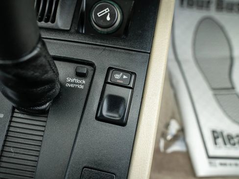 Used 1995 Volvo 850 GLT image 23