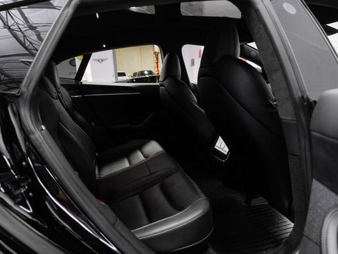 Used 2022 Tesla Model S Plaid image 37