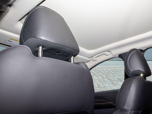 Used 2025 MAZDA CX-50 AWD 2.5 S w/ Premium Plus Pkg image 19