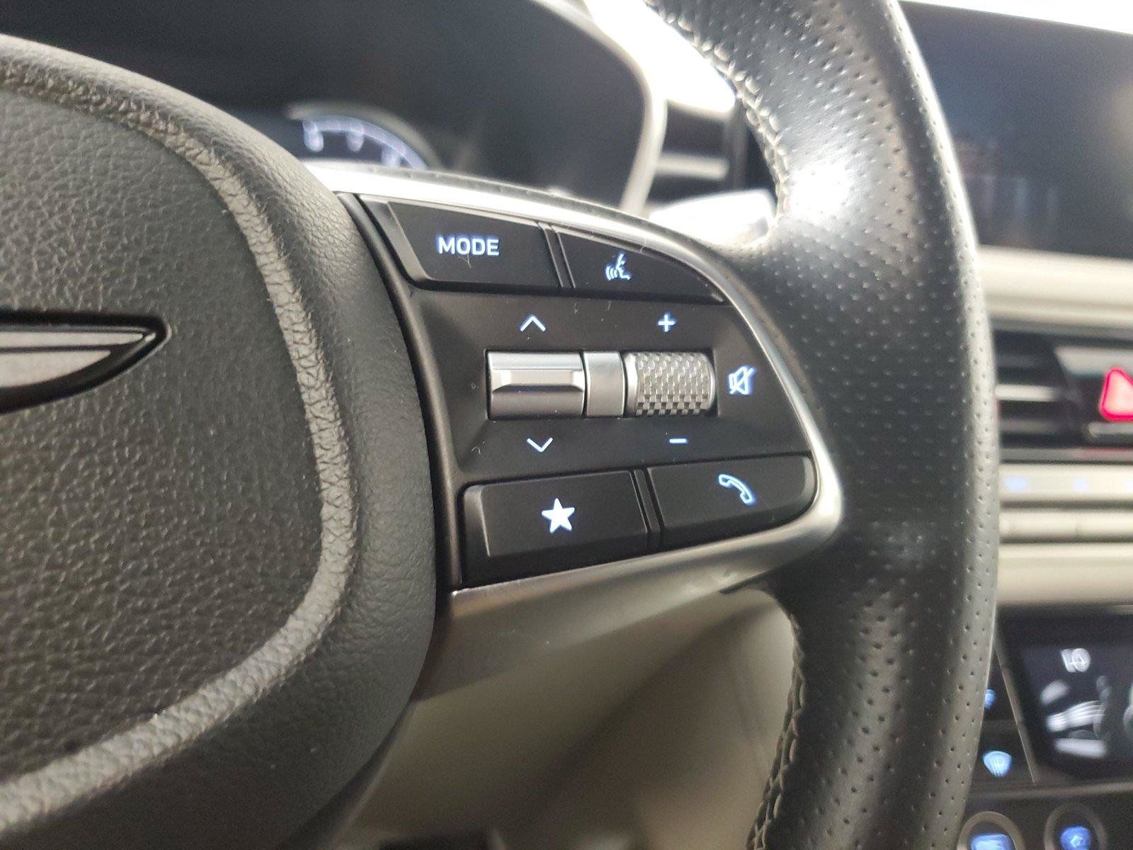Used 2024 Genesis G70 2.5T AWD/4WD image 20