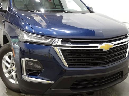 Used 2023 Chevrolet Traverse LS image 44