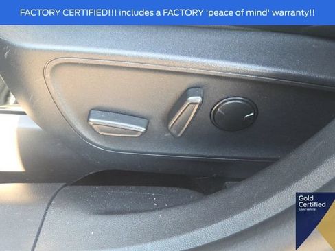 Used 2025 Ford Escape ST-Line Select AWD/4WD image 28