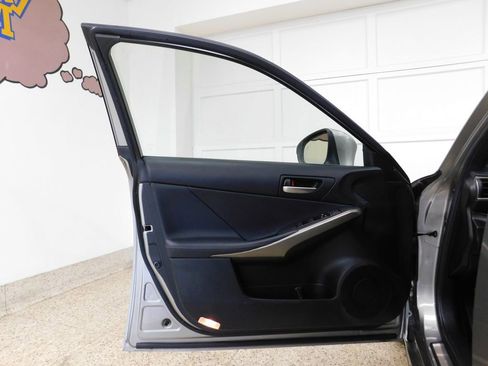 Used 2018 Lexus IS 300 F Sport w/ F Sport Package image 26